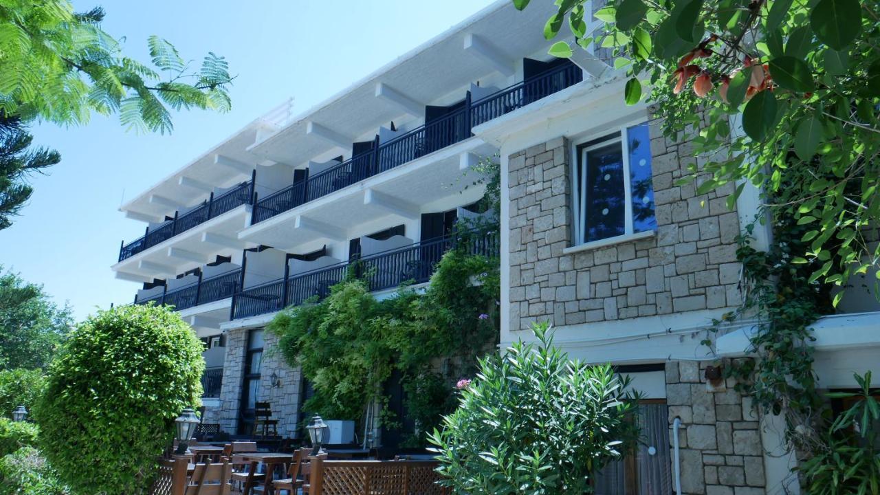 Dionysos Central Pafos Exterior foto