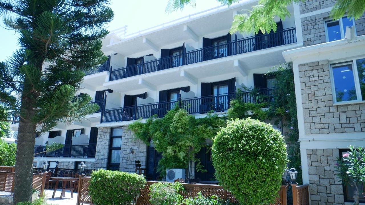 Dionysos Central Pafos Exterior foto